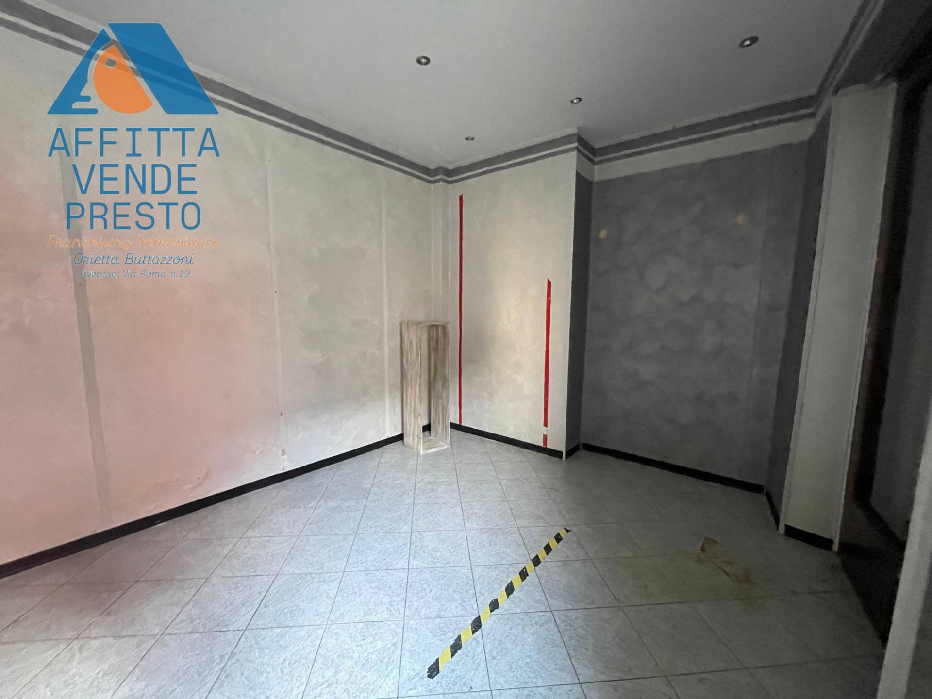 Negozio in affitto a Brandizzo