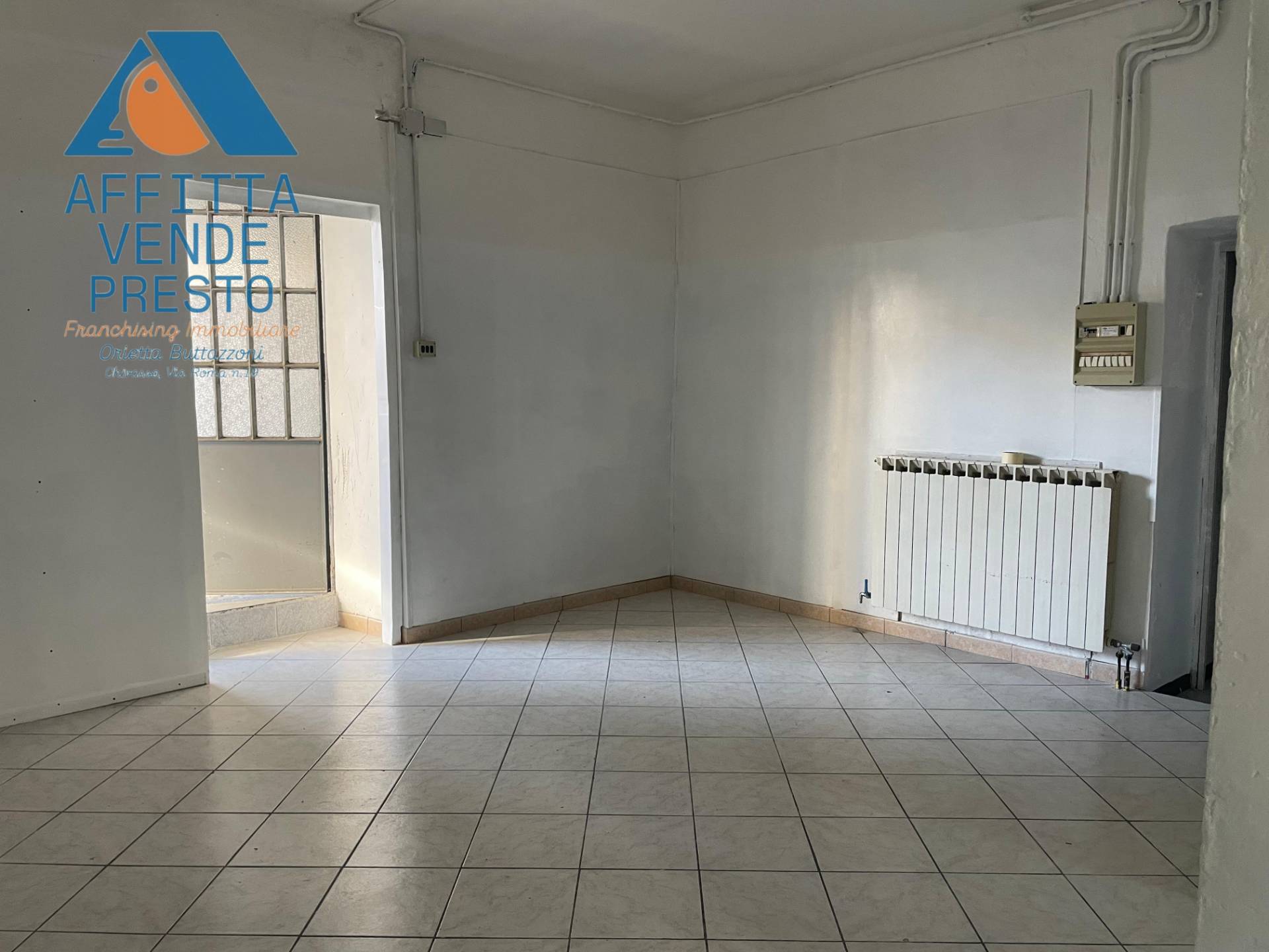Negozio in affitto a Brandizzo