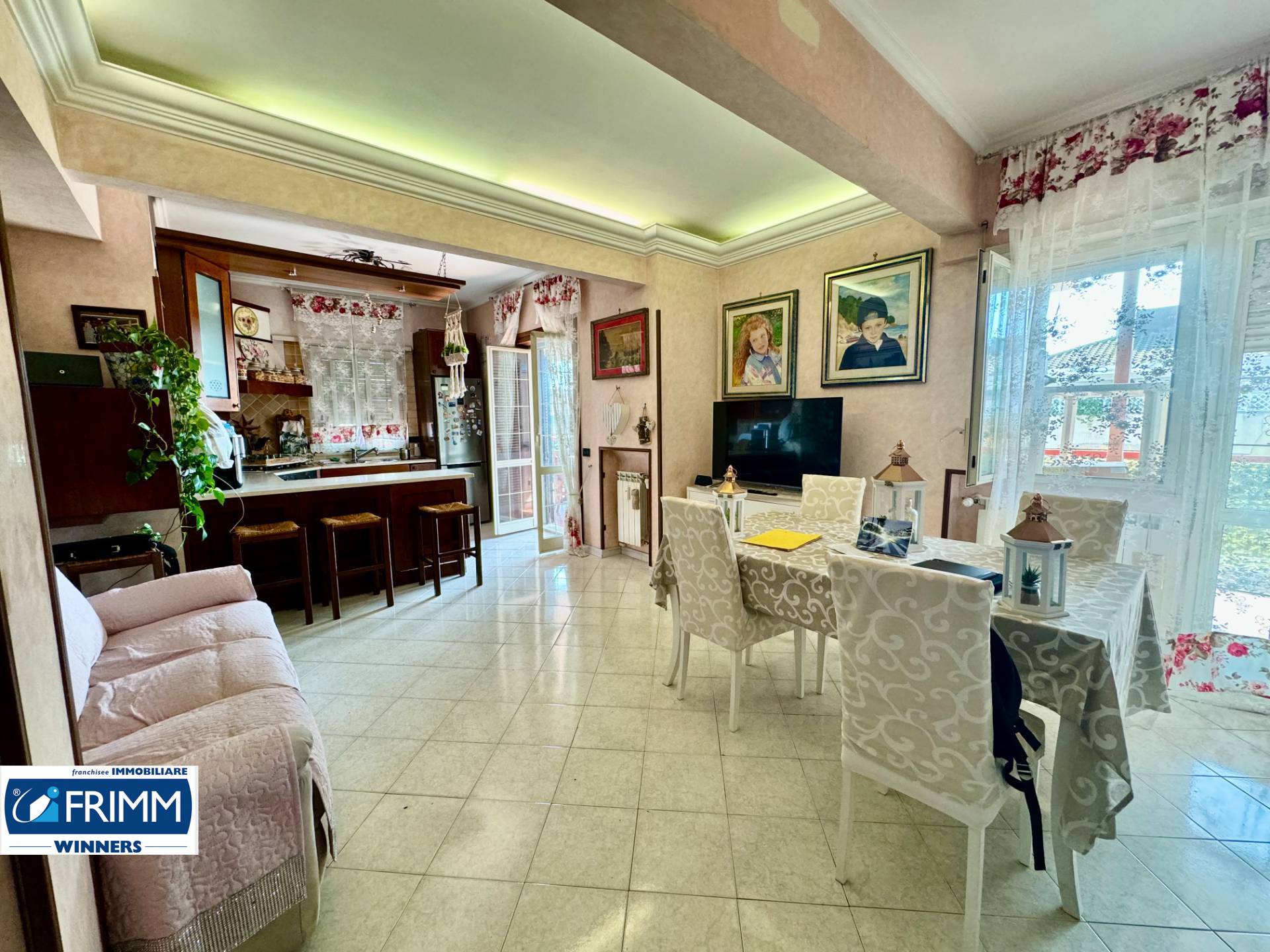 Appartamento in vendita a Roma, Ostia