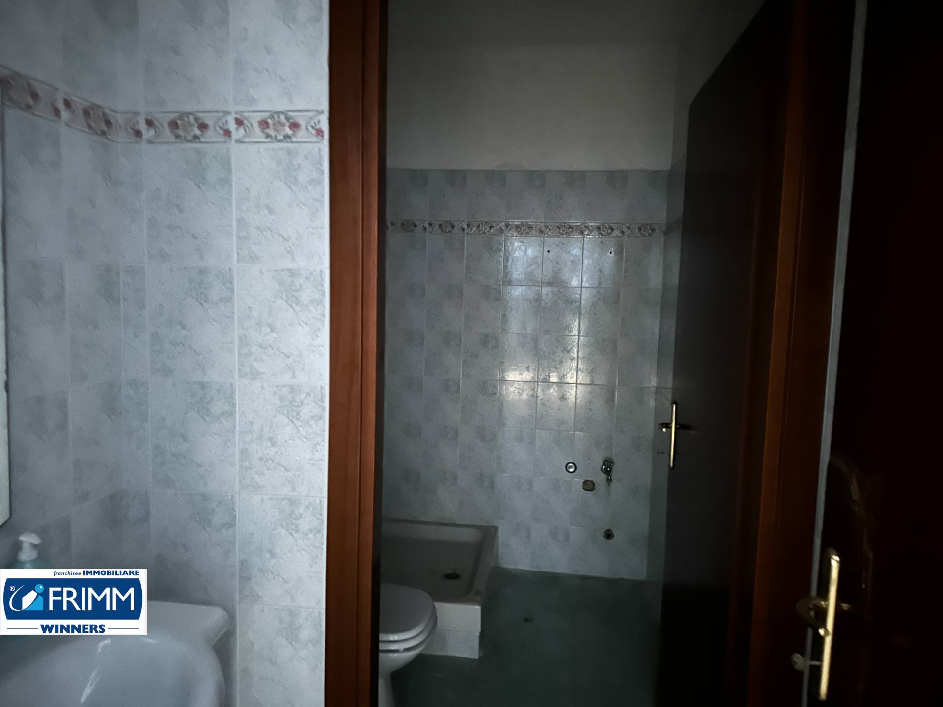 Locale commerciale in vendita a Roma