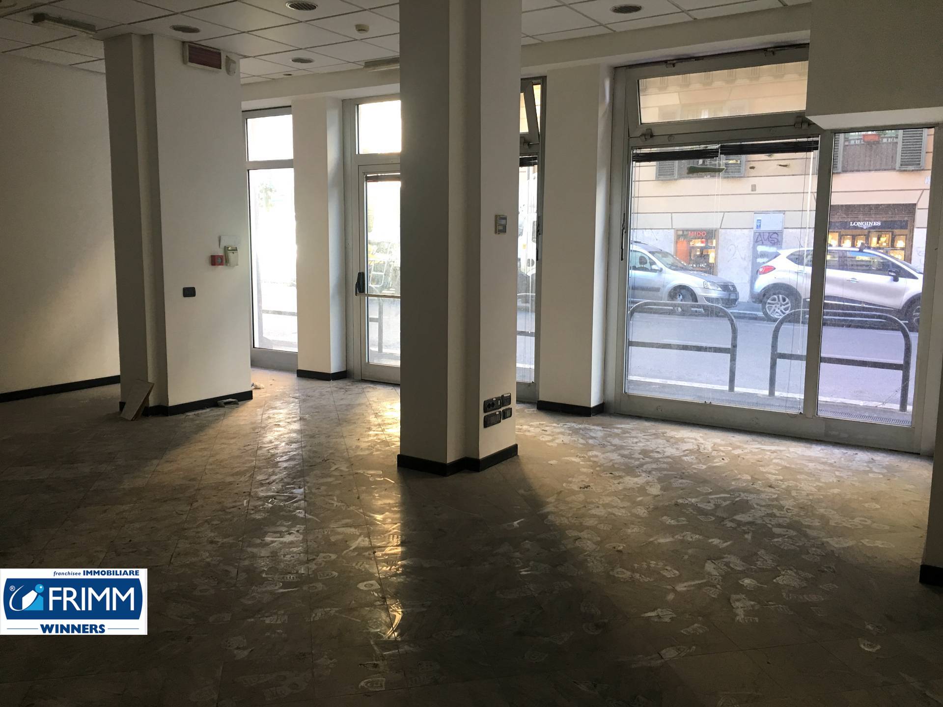 Locale commerciale in vendita a Roma, S.Giovanni