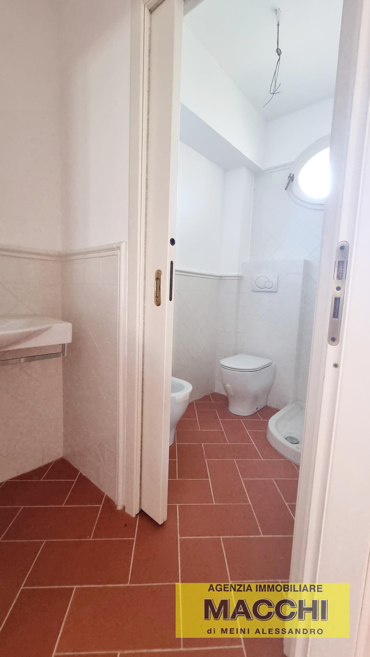 Villa Bifamiliare con giardino a Ponsacco