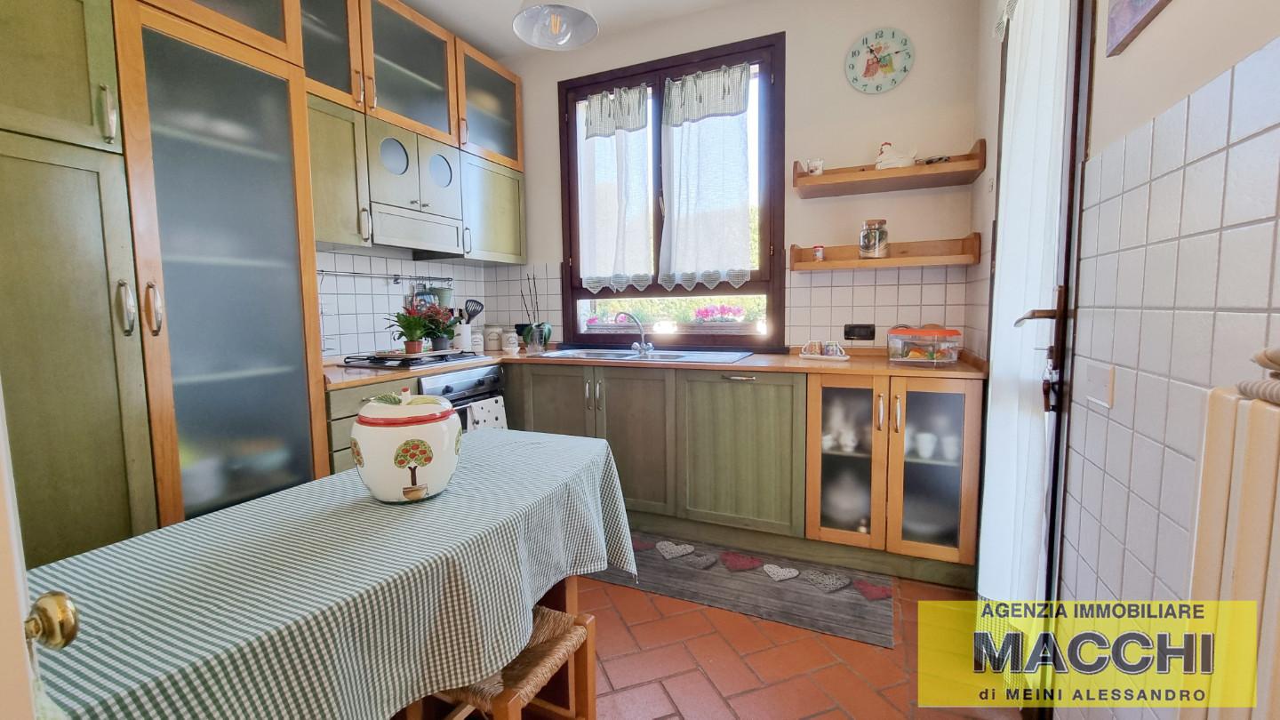 Villa Bifamiliare con giardino a Ponsacco