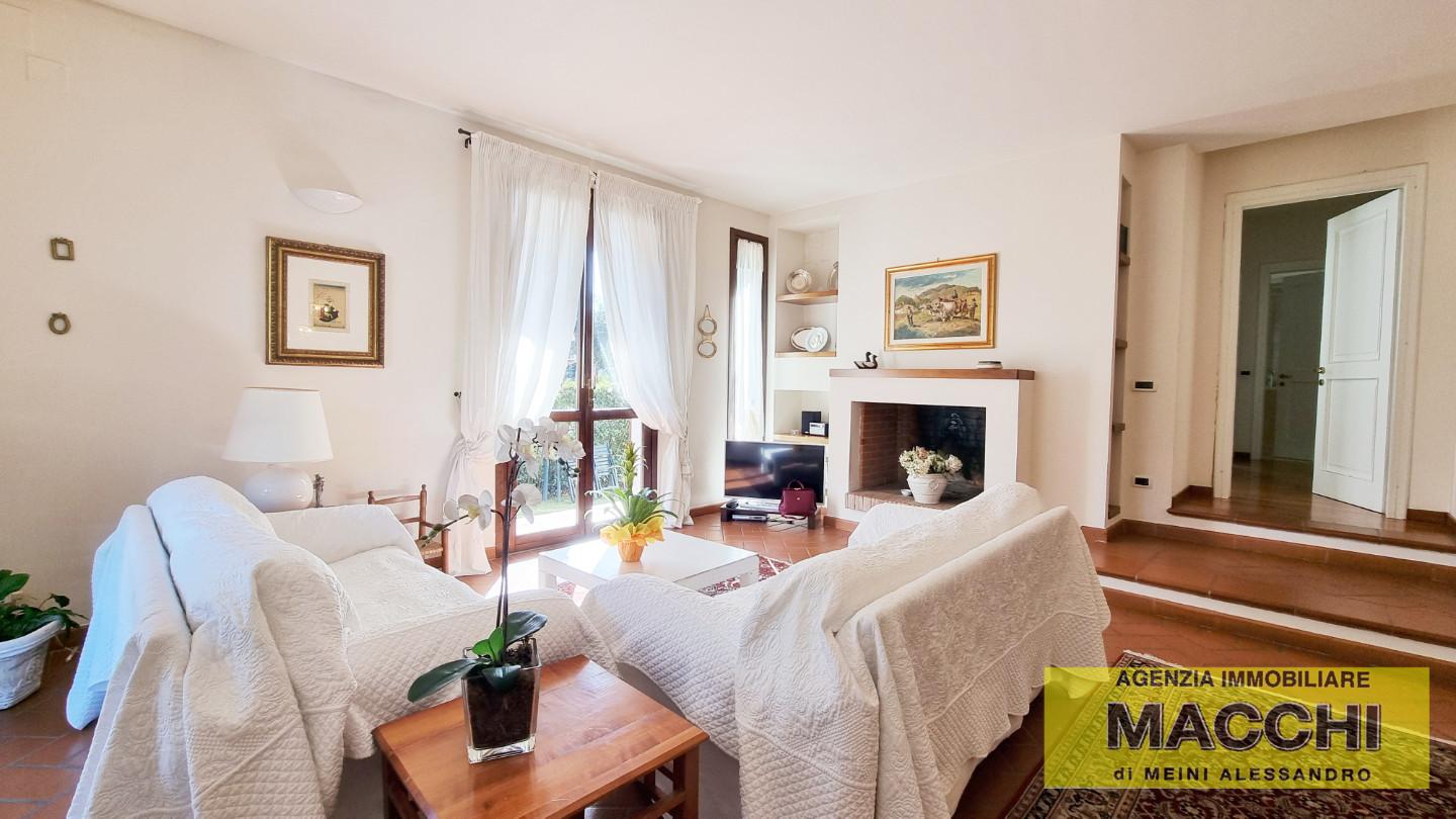 Villa Bifamiliare con giardino a Ponsacco