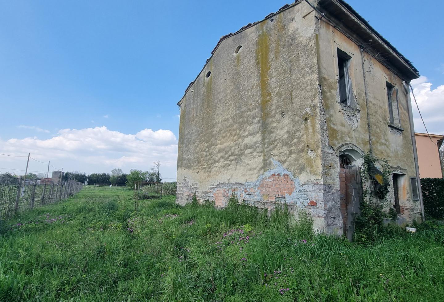 Villa con giardino a Ponsacco
