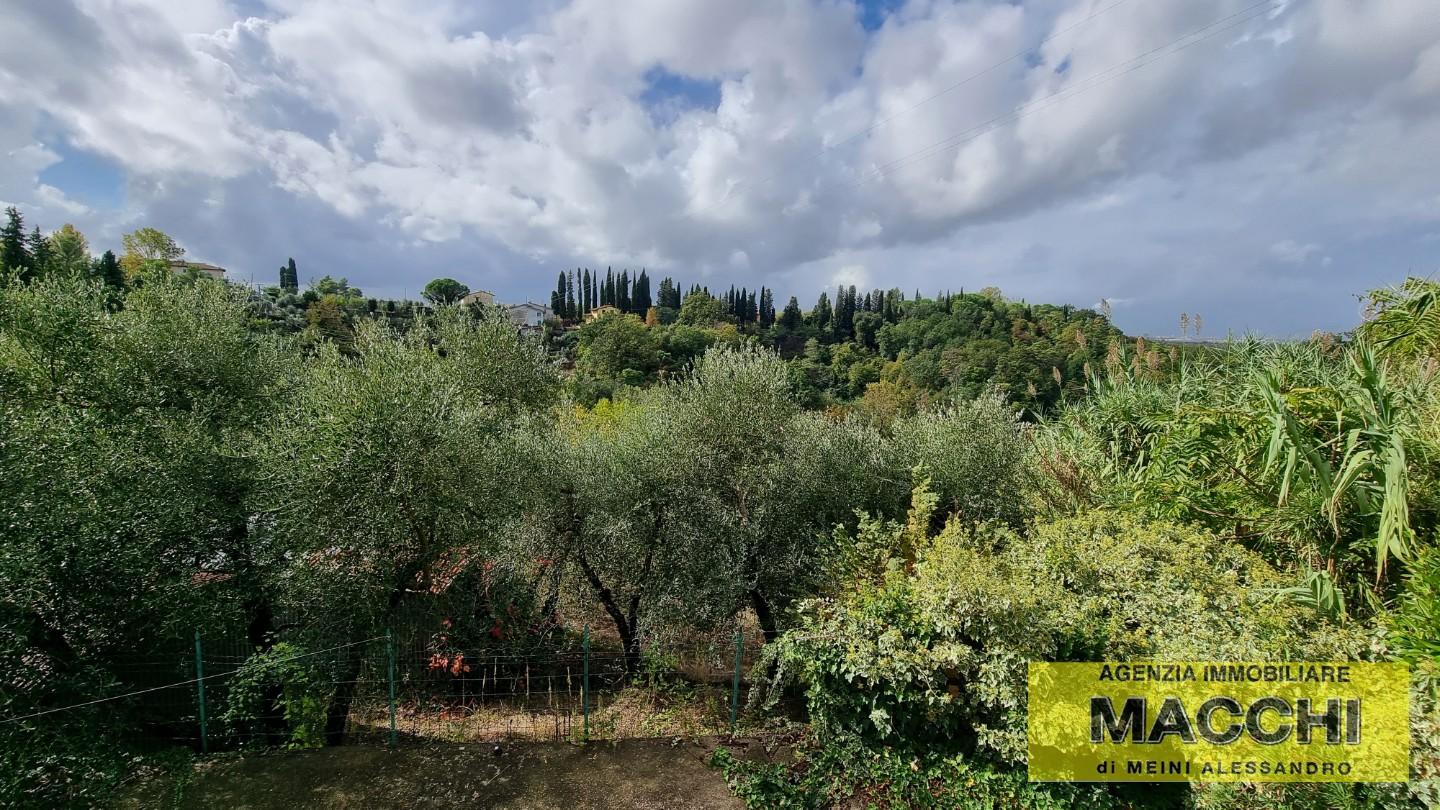 Casa indipendente con giardino a Montopoli in Val d'Arno