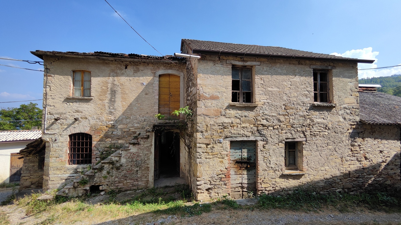 Casa indipendente in vendita a Bettola