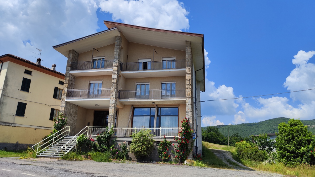 Casa indipendente con giardino a Farini