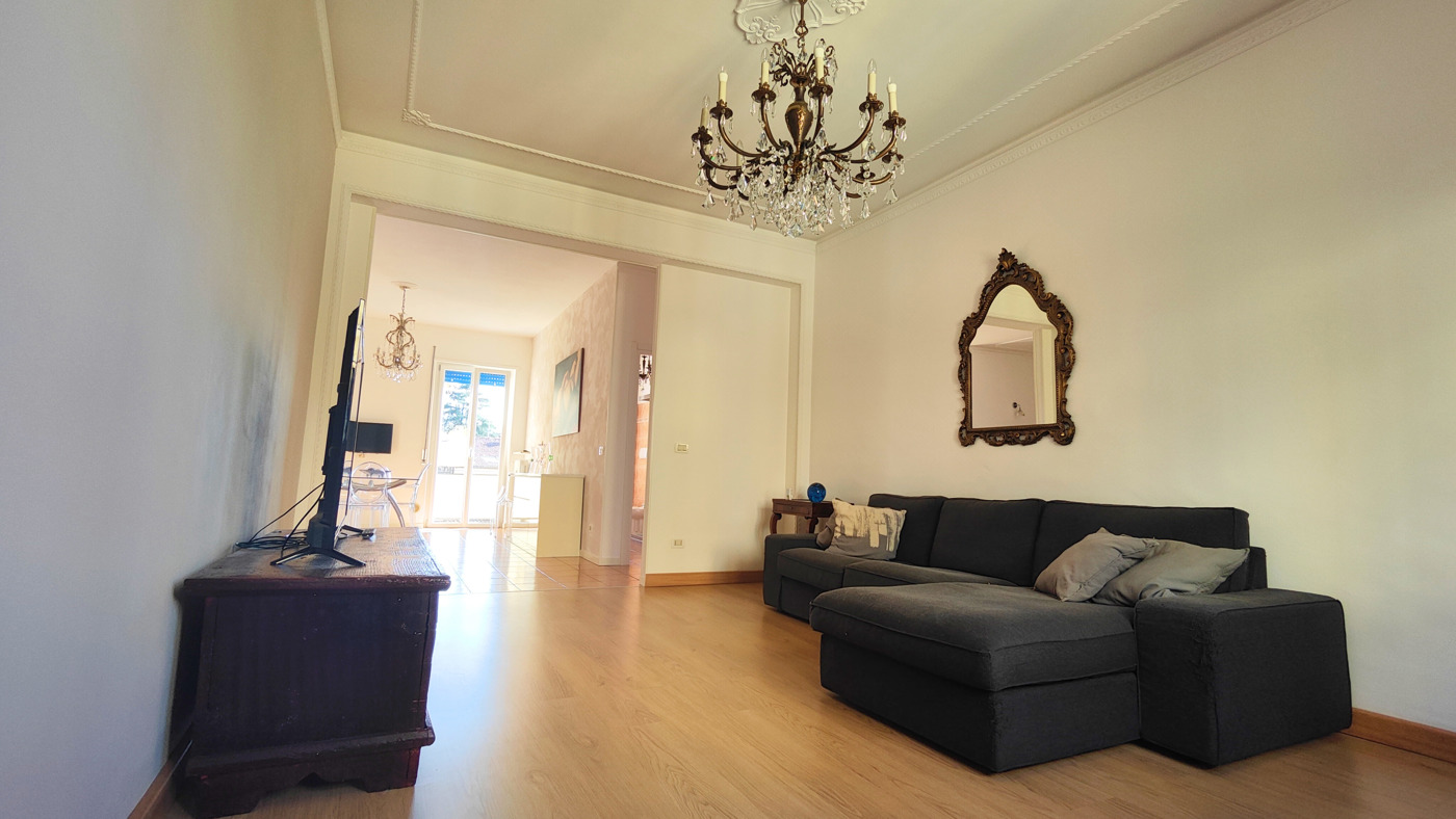 Trilocale ristrutturato a Piacenza