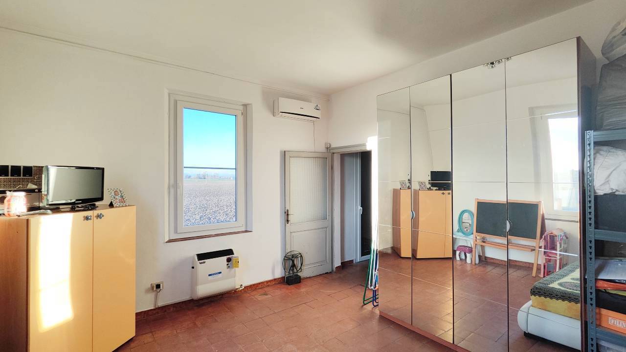 Casa indipendente con giardino a Caorso