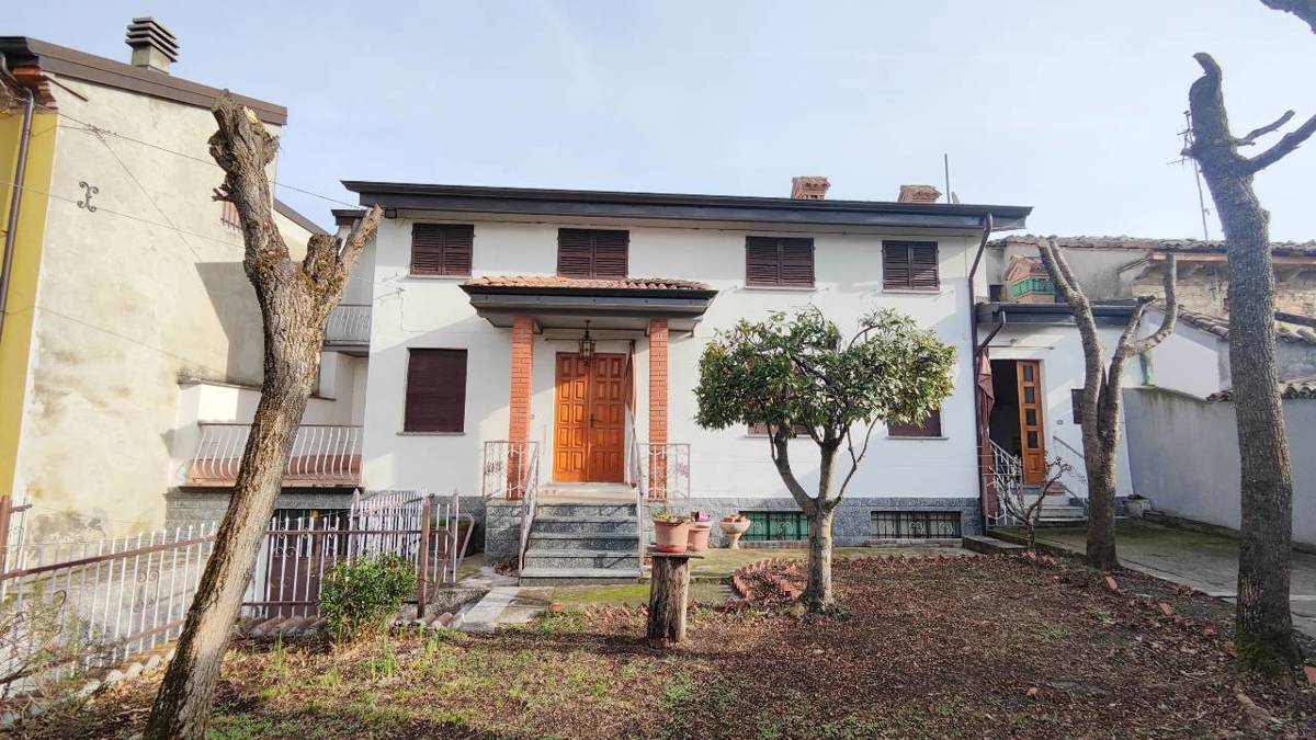 Casa indipendente in vendita a Gropparello