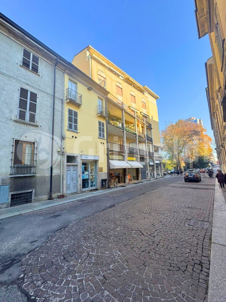 Negozio in vendita a Piacenza