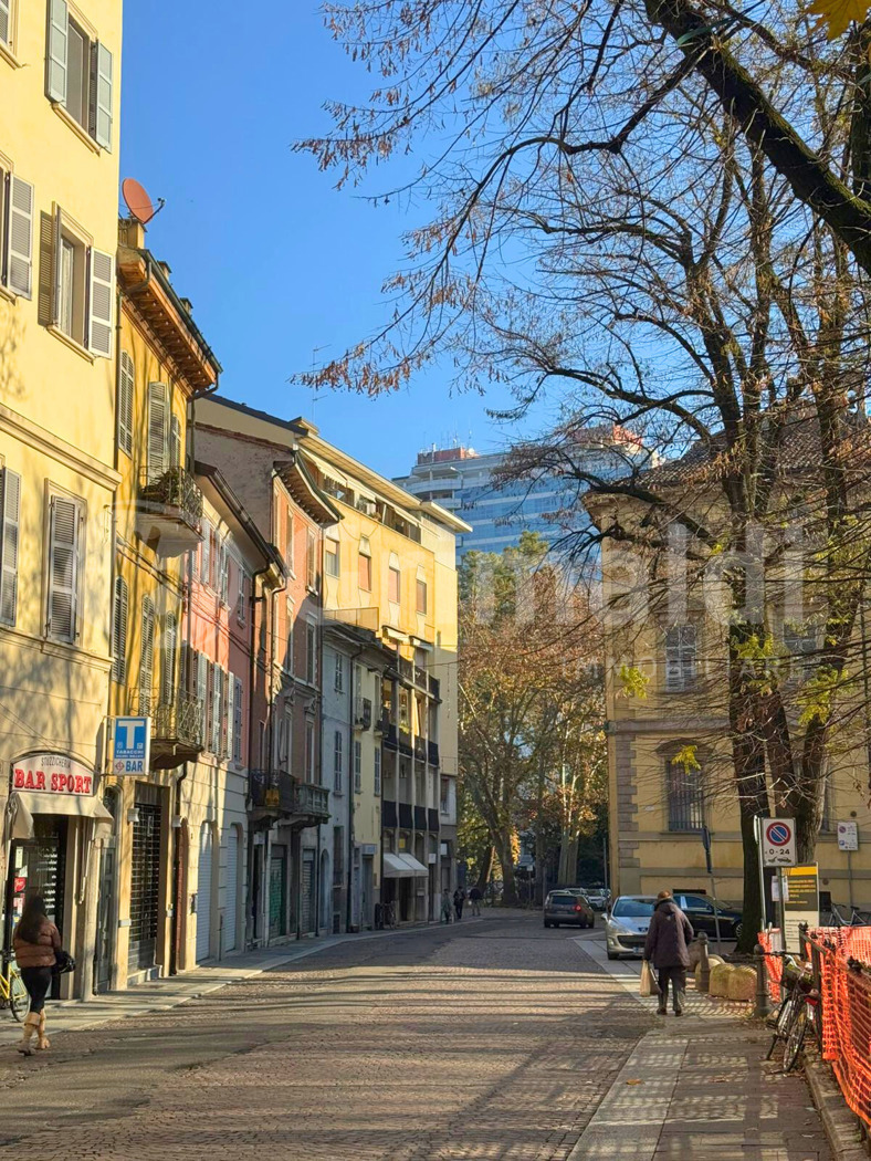 Negozio in vendita a Piacenza