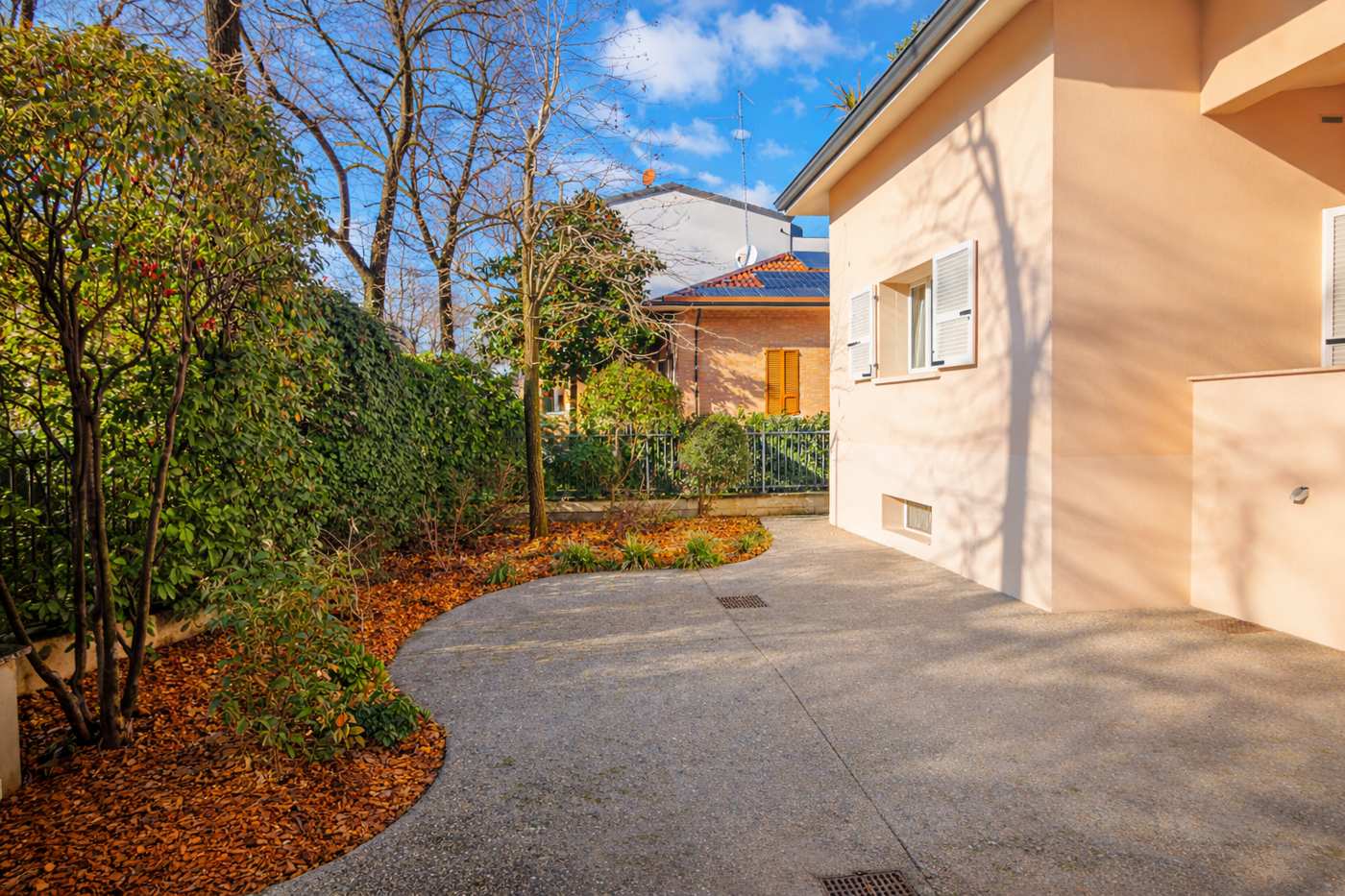 Villa Bifamiliare ristrutturata a Piacenza