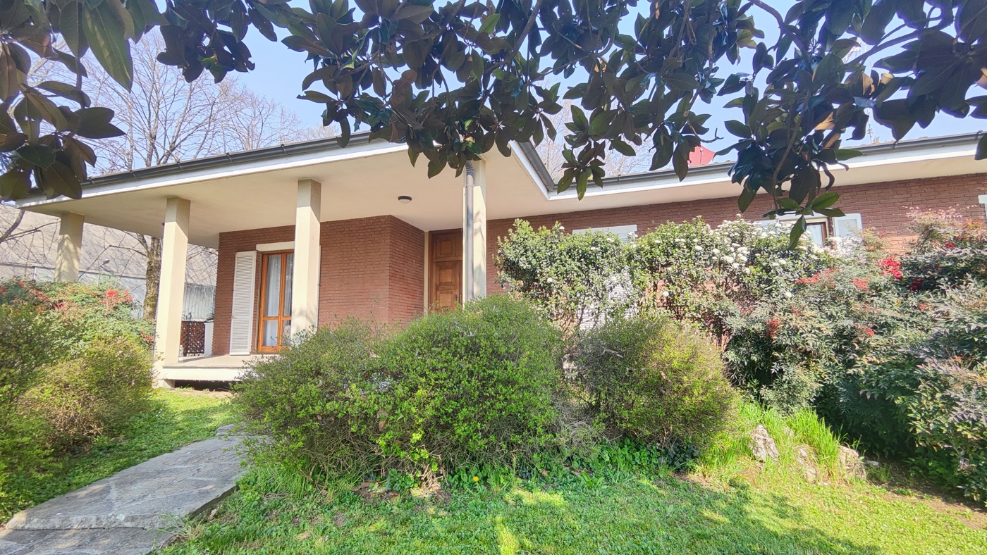 Villa Bifamiliare con giardino a Somaglia