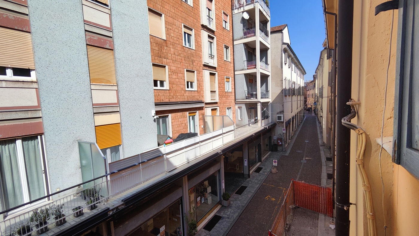 Appartamento in vendita a Piacenza