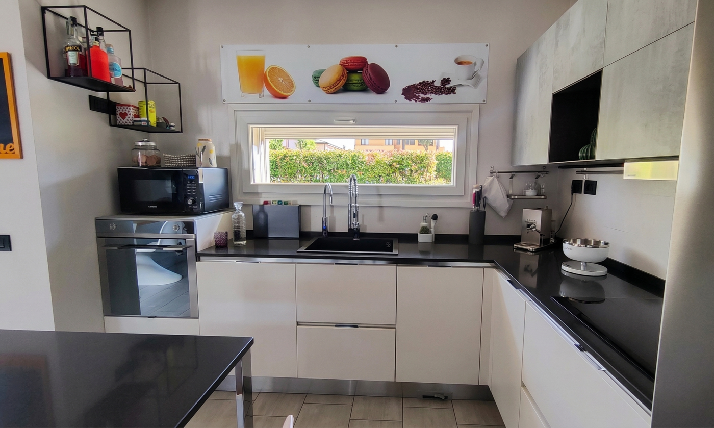 Villa con giardino a Podenzano