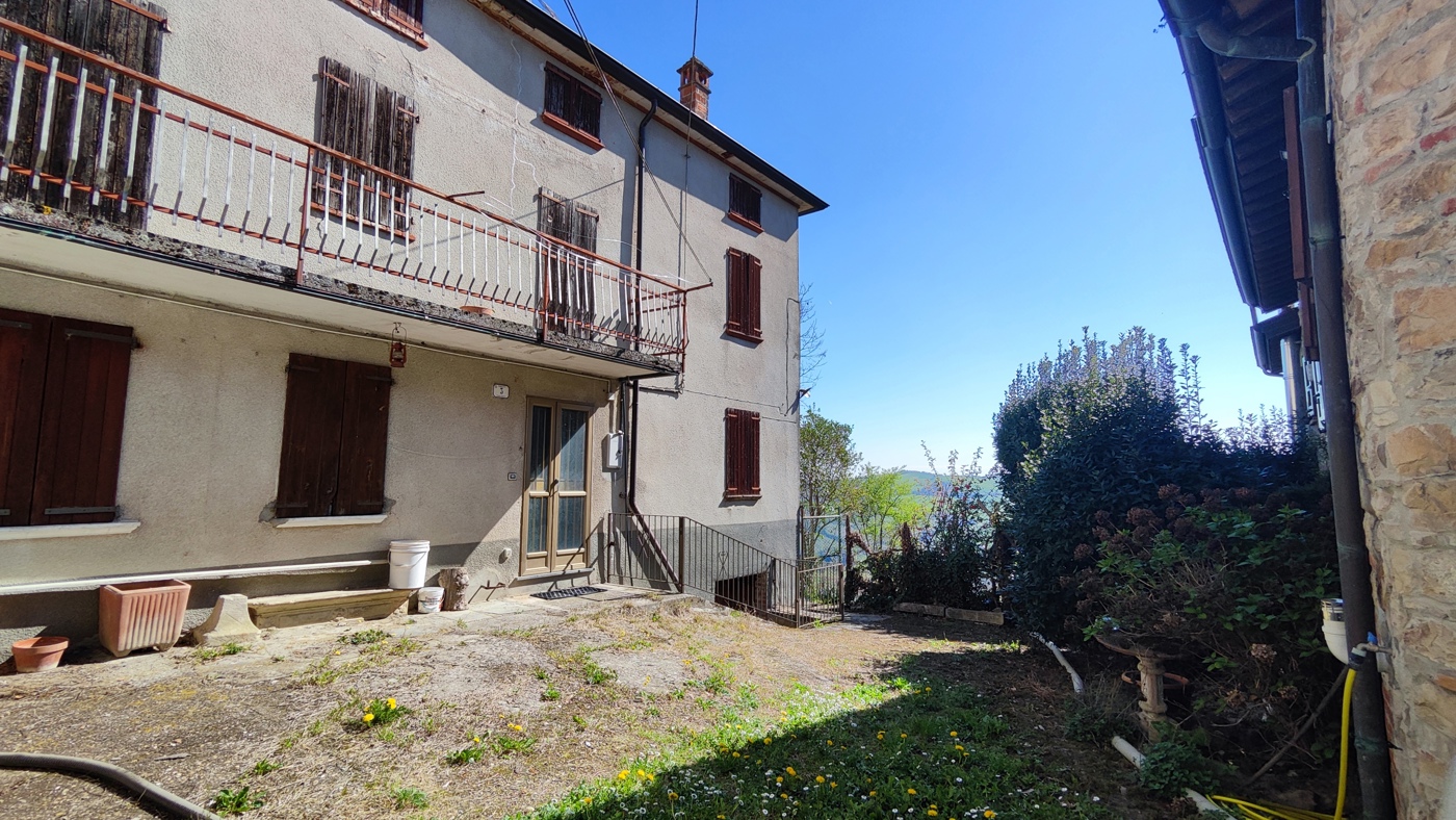 Casa indipendente in vendita a Pianello Val Tidone
