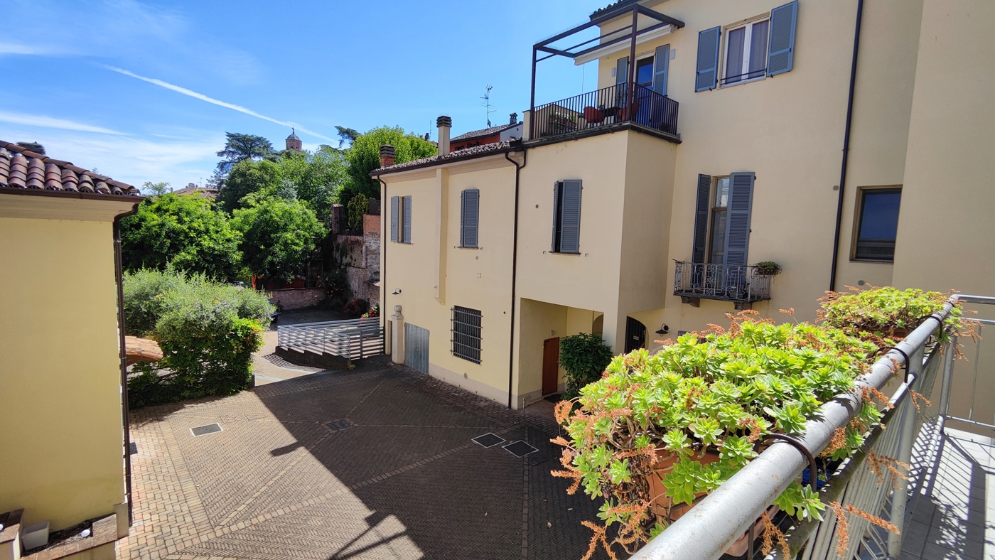 Appartamento in vendita a Piacenza
