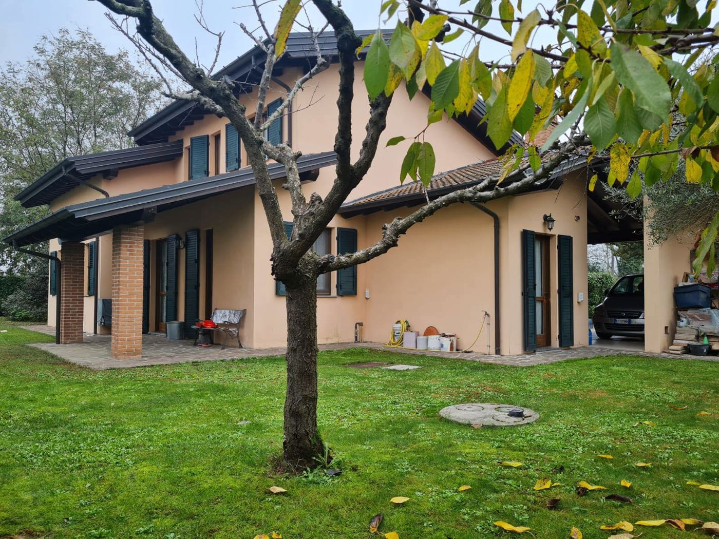 Villa in vendita a Piacenza