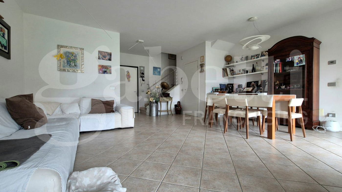 Villa in vendita a Piacenza