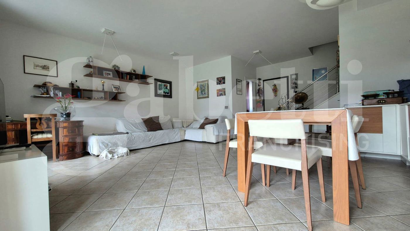 Villa in vendita a Piacenza