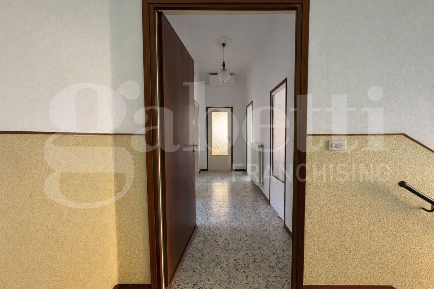 Trilocale da ristrutturare a Piacenza