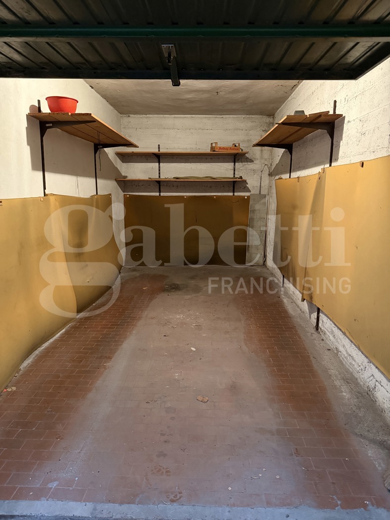 Box/Garage 17mq in vendita a Piacenza