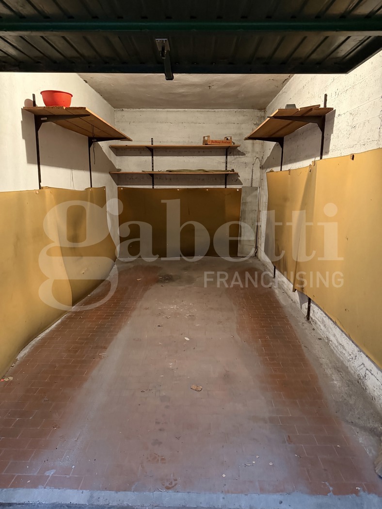 Box/Garage 17mq in vendita a Piacenza