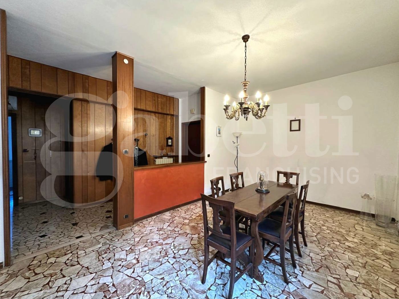 Appartamento da ristrutturare a Piacenza