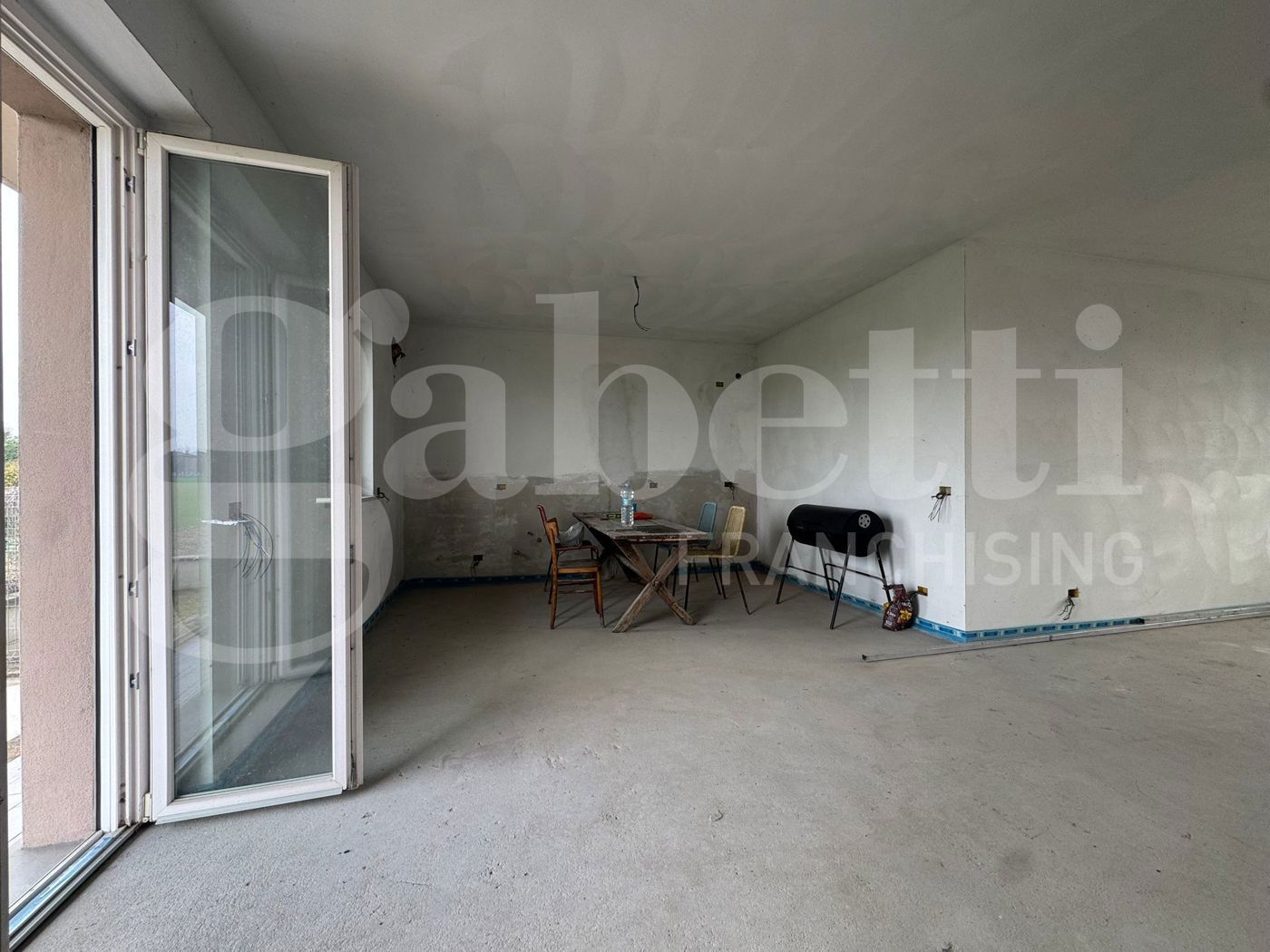 Villa con giardino a Calendasco