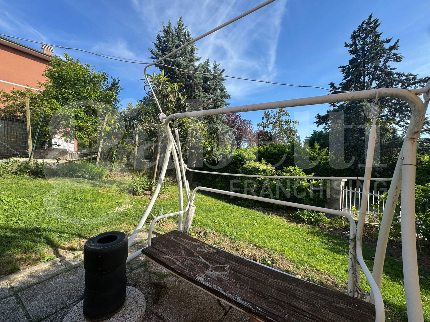 Casa indipendente con giardino a Ziano Piacentino