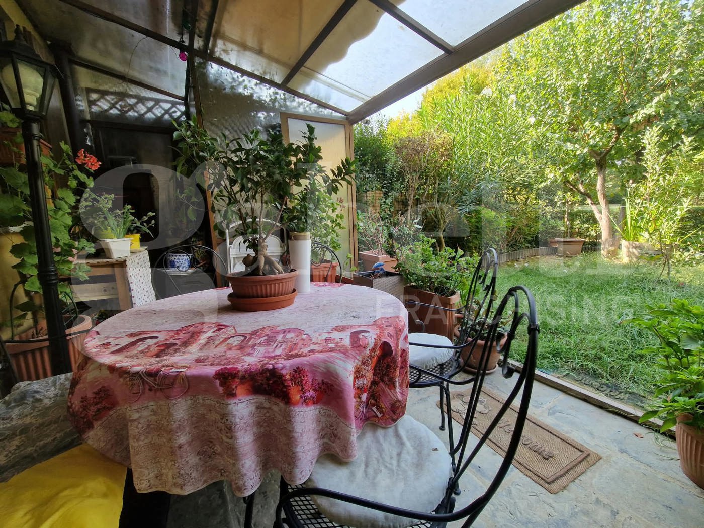 Trilocale con giardino a Gazzola
