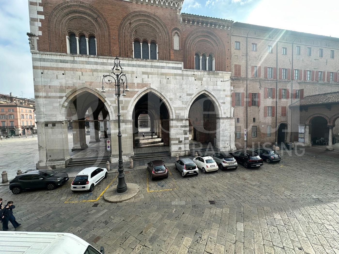 Appartamento in vendita a Piacenza