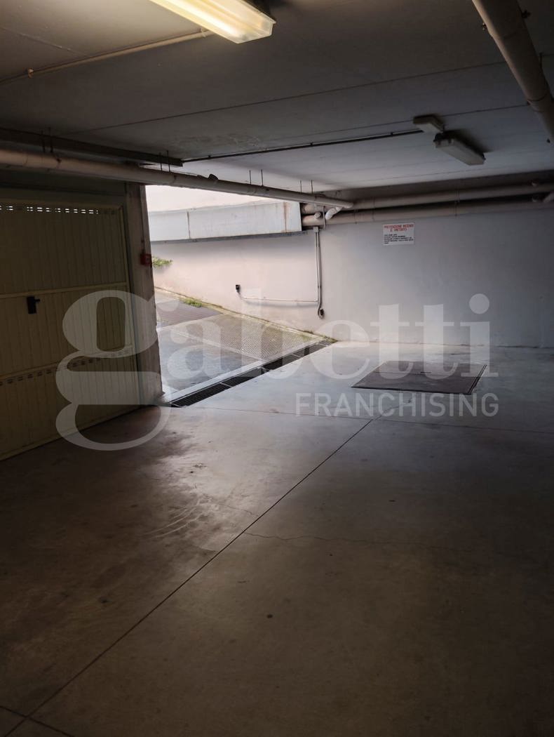 Box/Garage 1mq in vendita a Piacenza