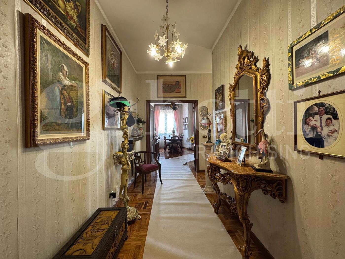 Quadrilocale in vendita a Piacenza