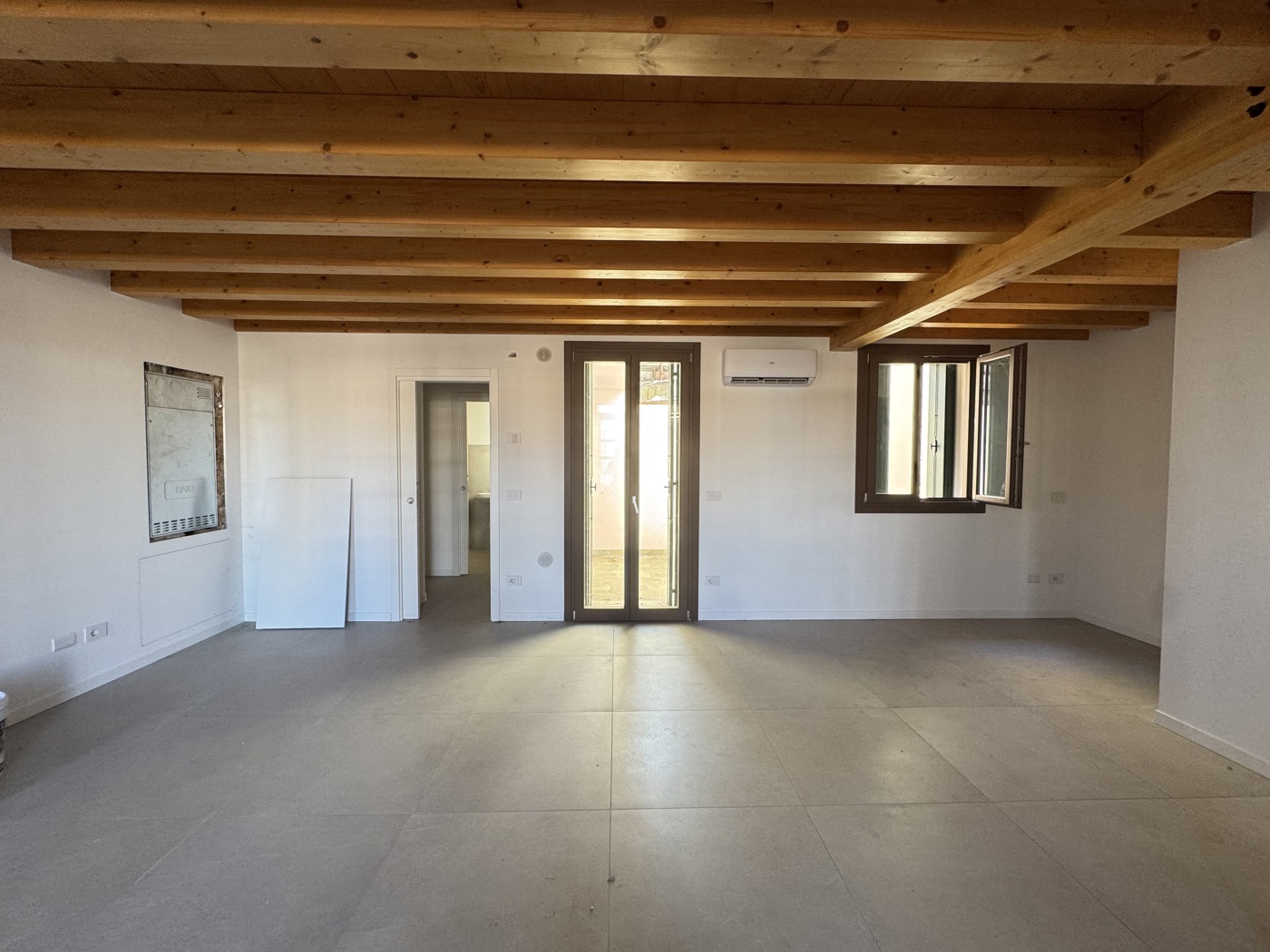 Negozio in affitto a Noventa Vicentina