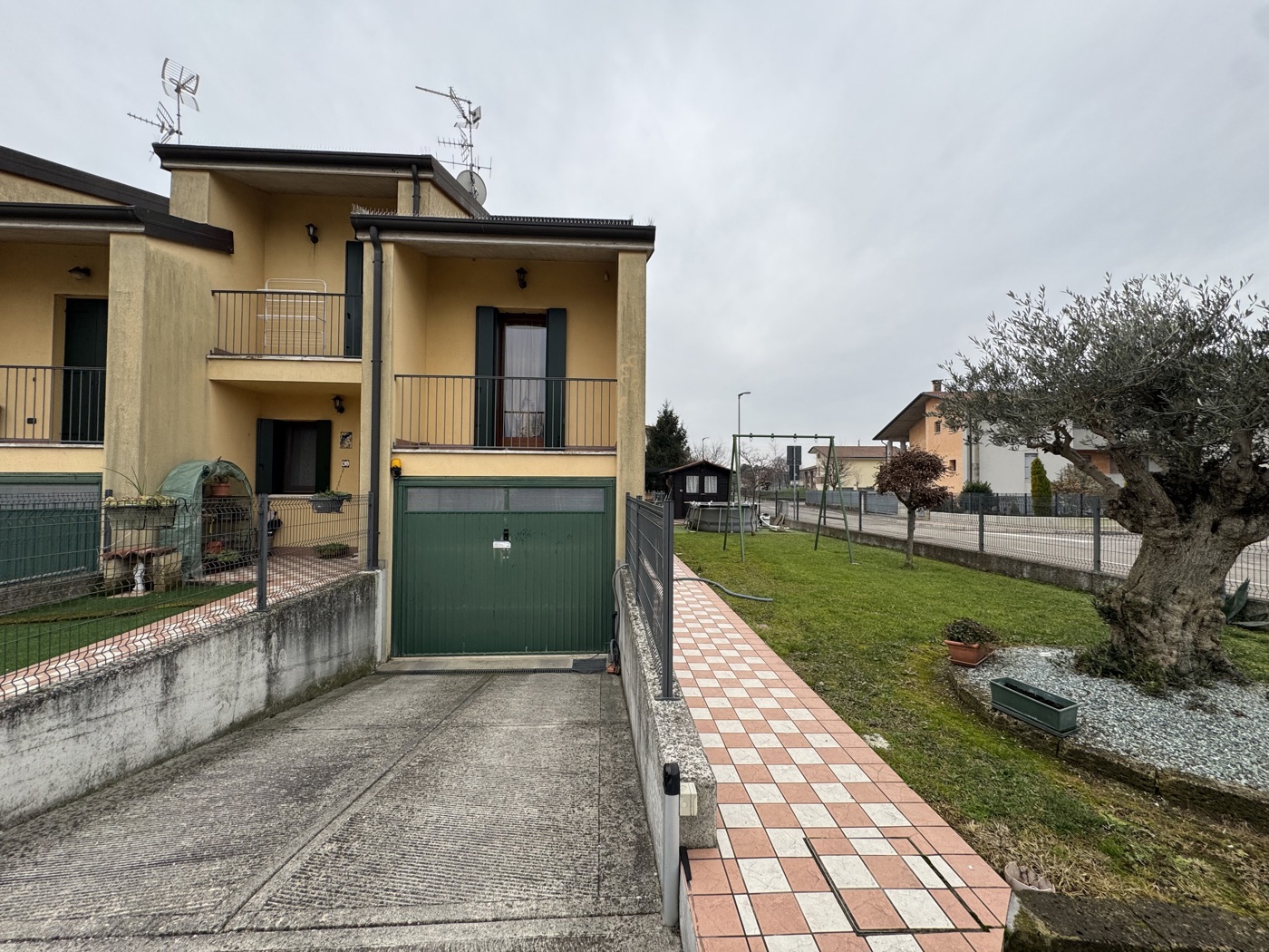 Casa indipendente in vendita a Roveredo di Gu�