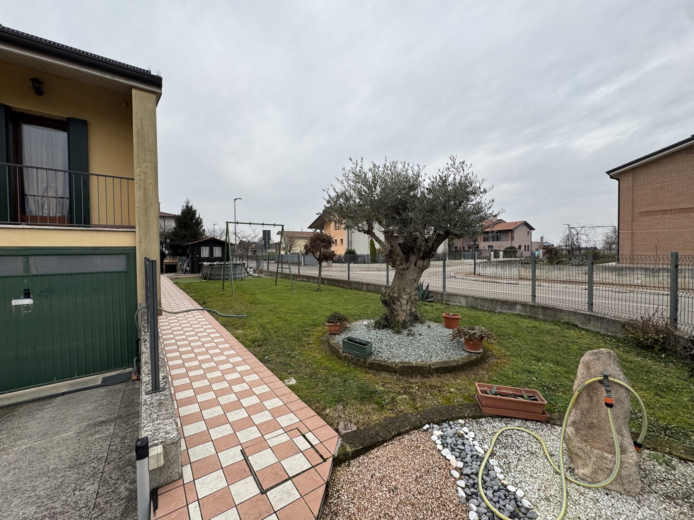 Casa indipendente in vendita a Roveredo di Gu�