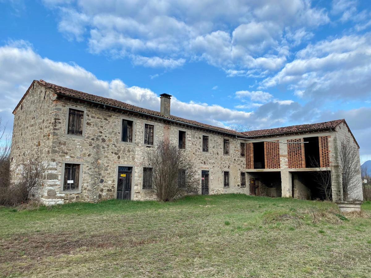 Casa indipendente da ristrutturare a Agugliaro