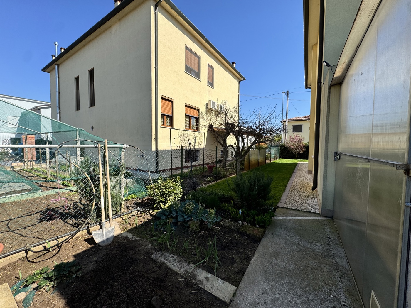 Casa indipendente con giardino a Noventa Vicentina