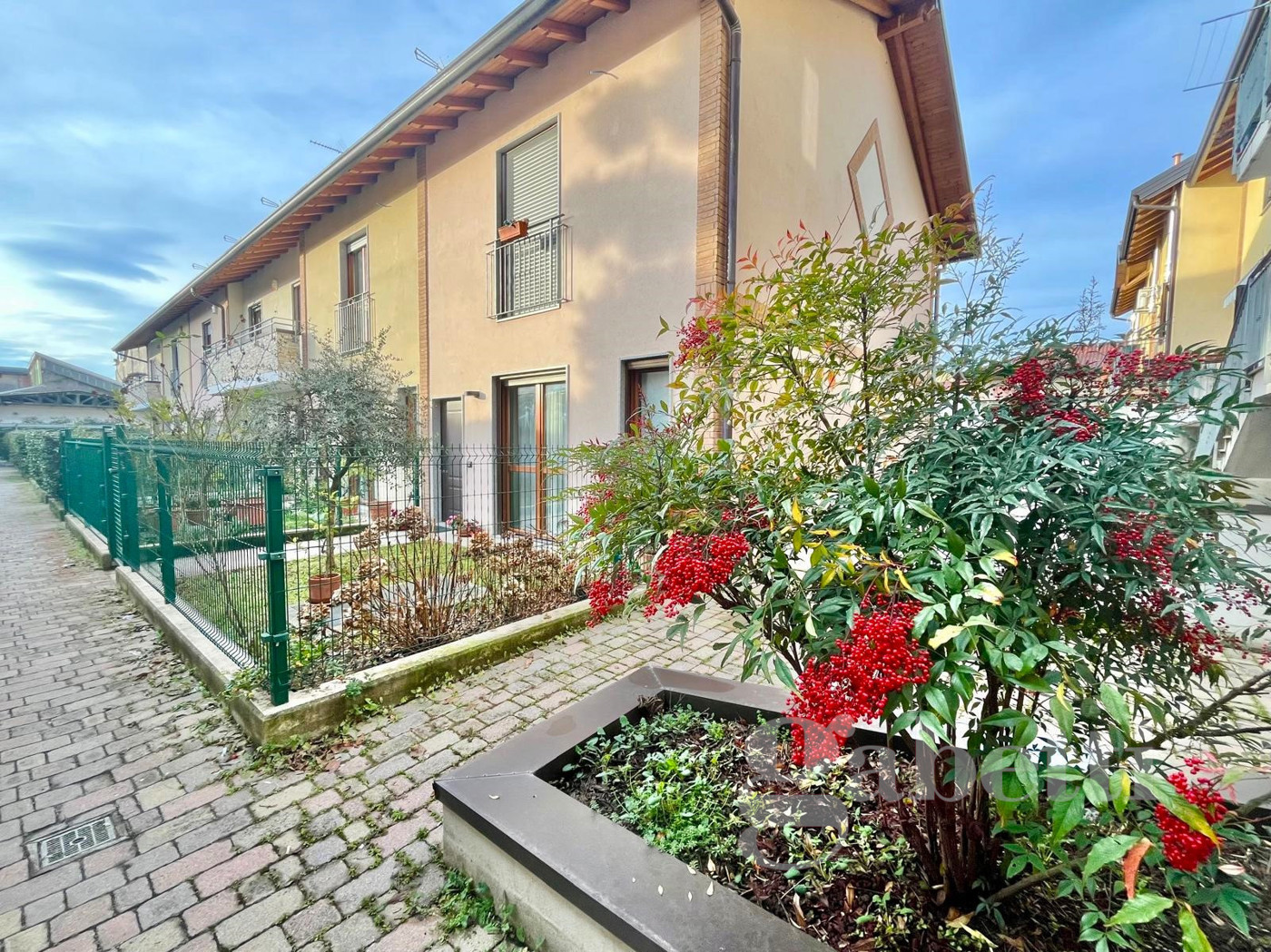 Villa con giardino a Busto Arsizio