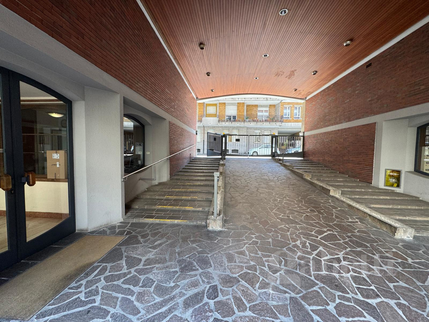 Ufficio in vendita a Varese