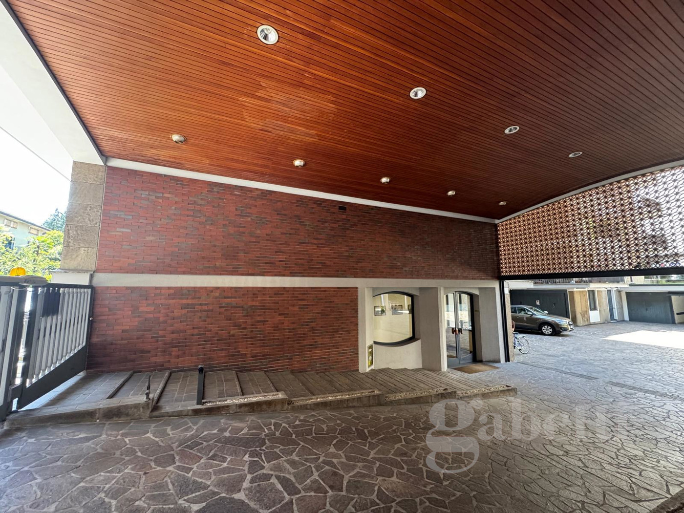 Ufficio in vendita a Varese