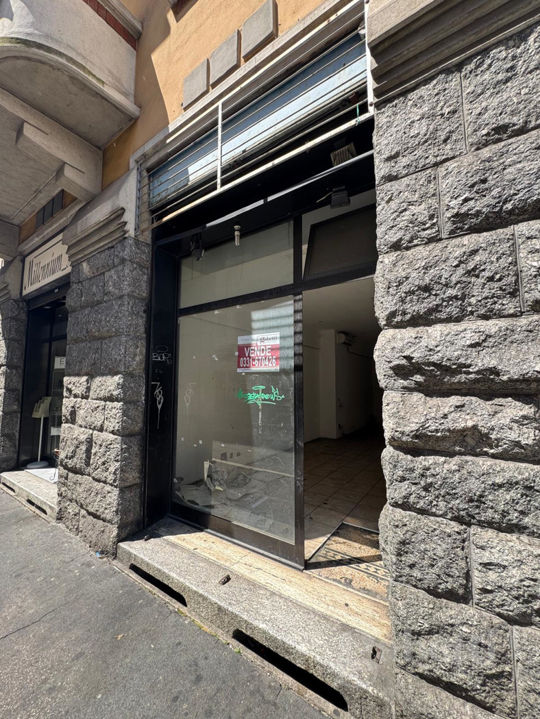 Negozio in vendita a Varese