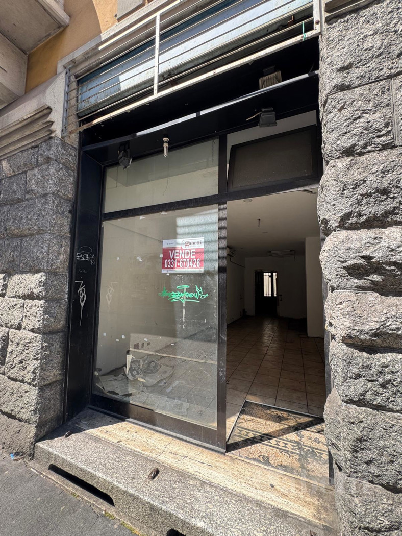 Negozio in vendita a Varese
