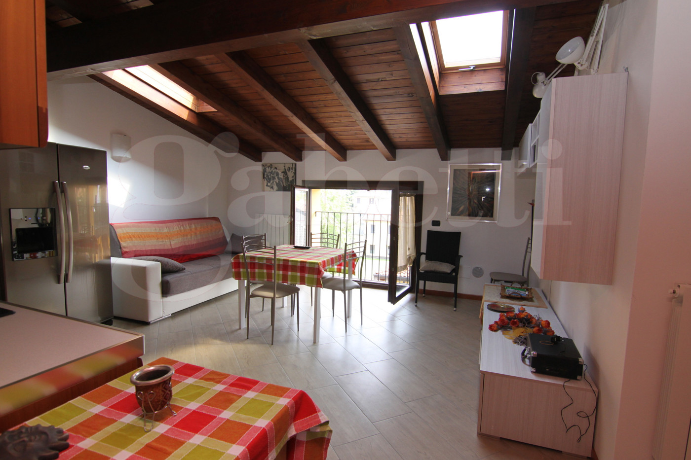 Attico arredato in affitto a Busto Arsizio