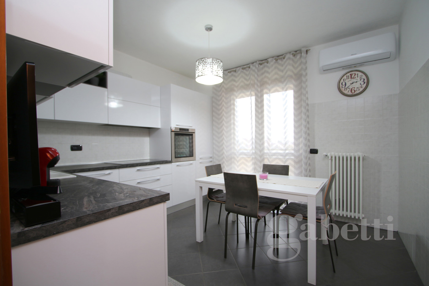 Attico con box a Busto Arsizio