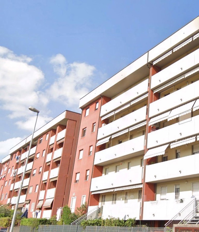 Box/Garage 18mq in vendita a Busto Arsizio