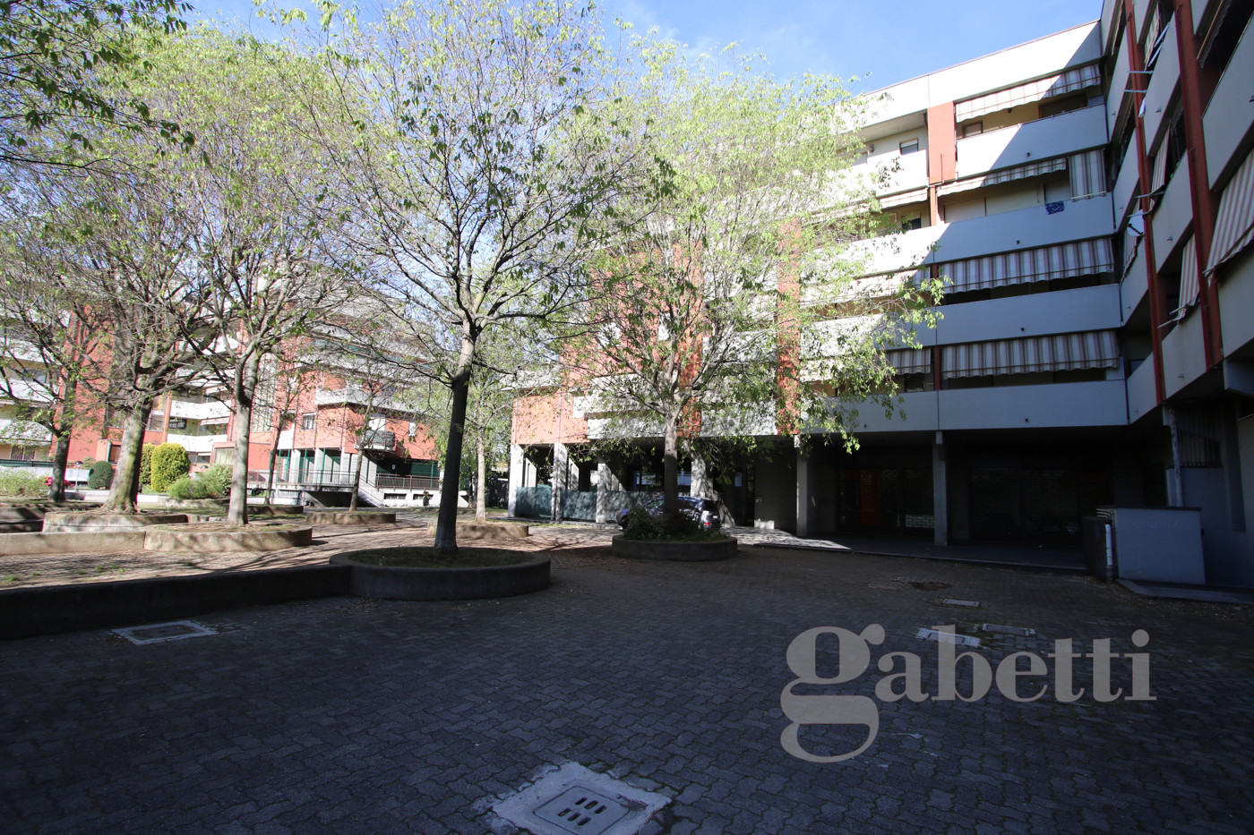 Box/Garage 18mq in vendita a Busto Arsizio